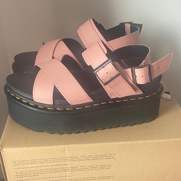 Dr. Martens Shoes - Dr Martens Voss II Quad Peach/Beige